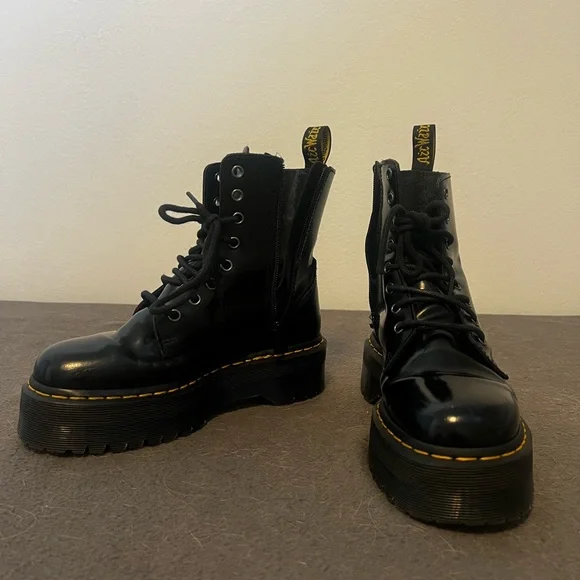 Dr. Martens, Jadon 8-Eye Leather Platform Boot - Picture 2 of 7